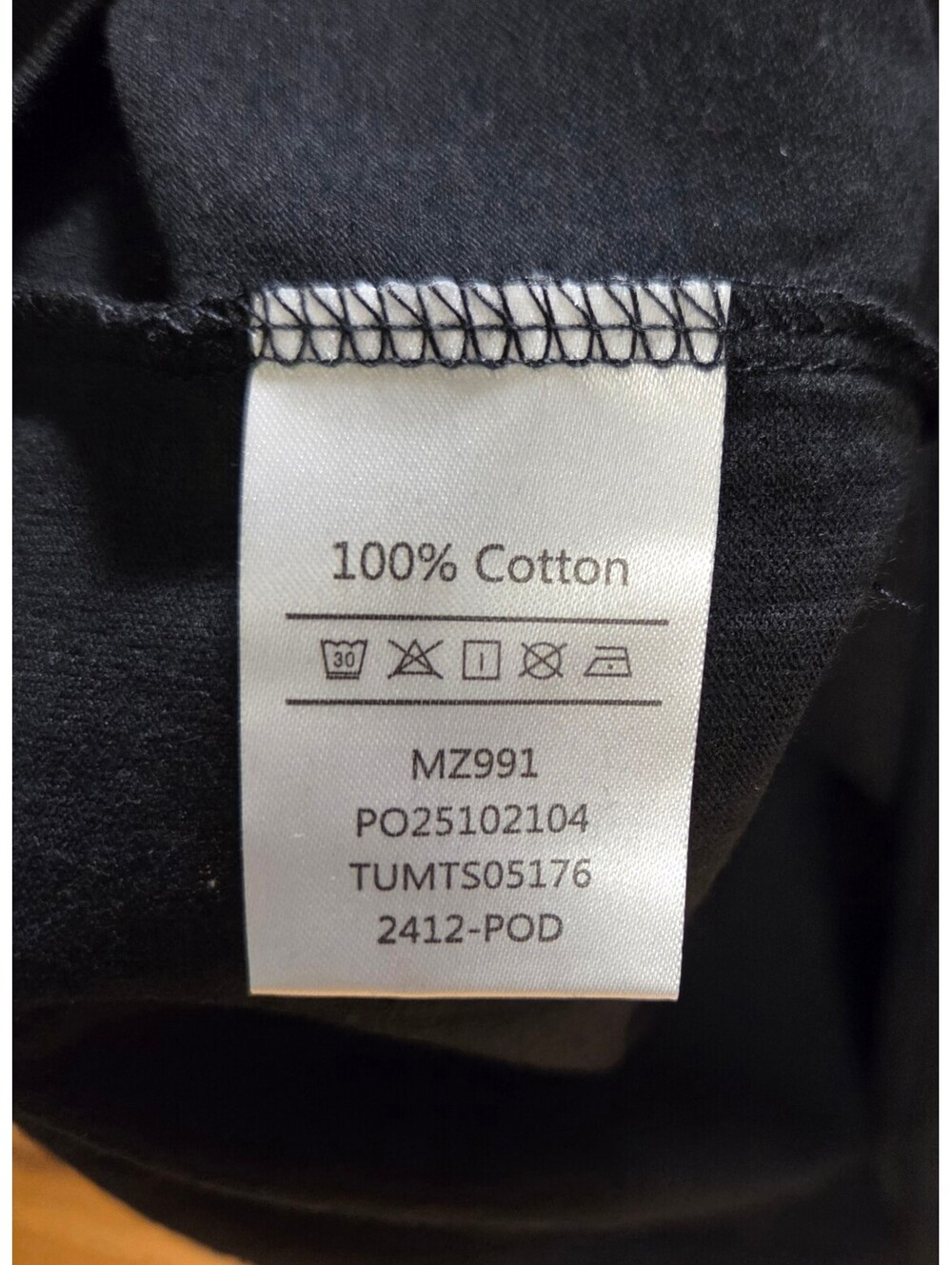 T-Shirt - Picture 5 of 5